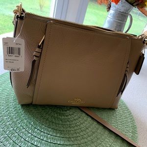 Brand new COACH purse 👛✨